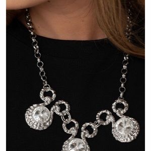 Top seller  ladies necklace bundle.